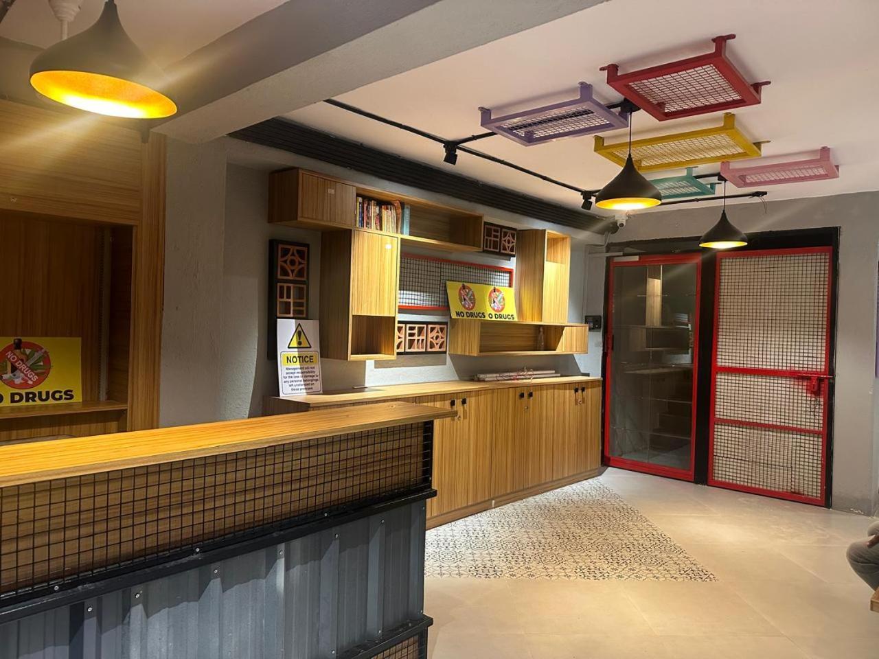 Travotale Hostel And Cowork Koregaonpark Pune Eksteriør bilde