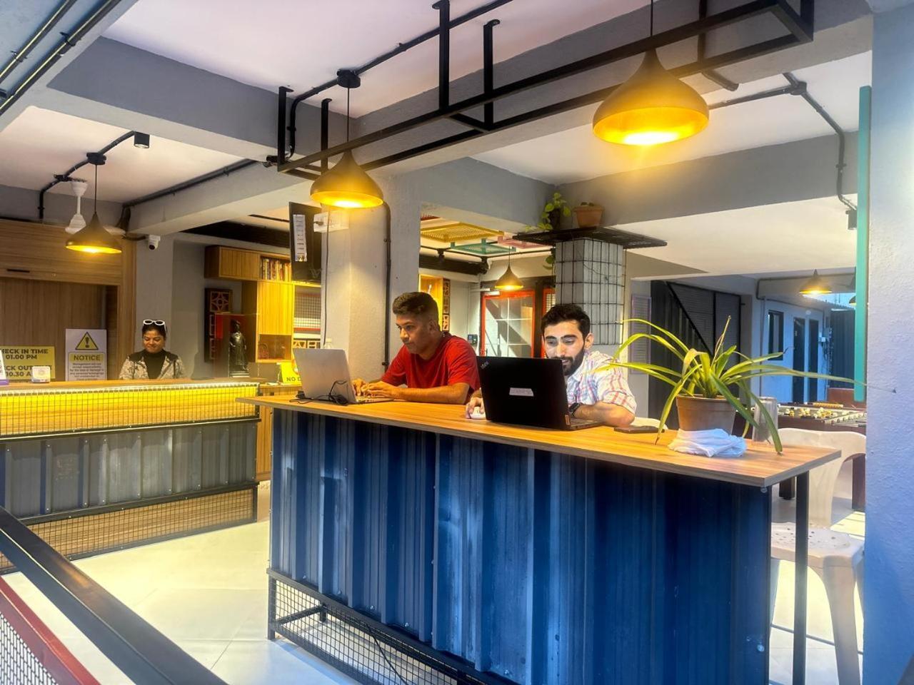 Travotale Hostel And Cowork Koregaonpark Pune Eksteriør bilde