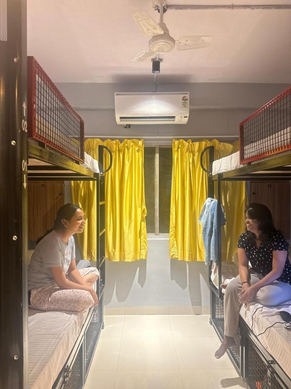 Travotale Hostel And Cowork Koregaonpark Pune Eksteriør bilde