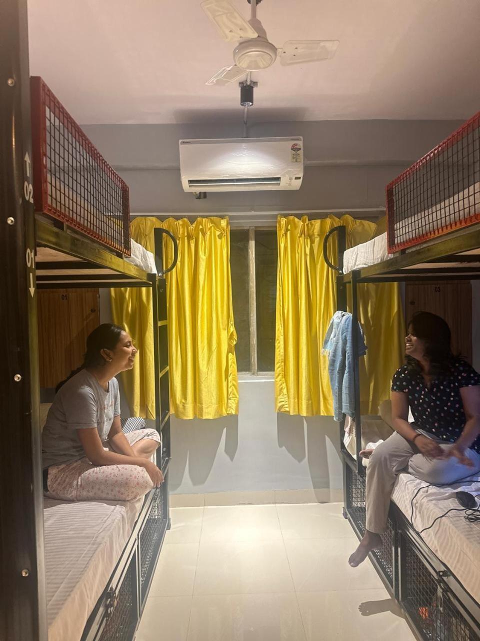 Travotale Hostel And Cowork Koregaonpark Pune Eksteriør bilde