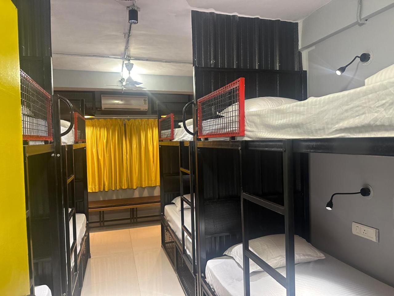 Travotale Hostel And Cowork Koregaonpark Pune Eksteriør bilde