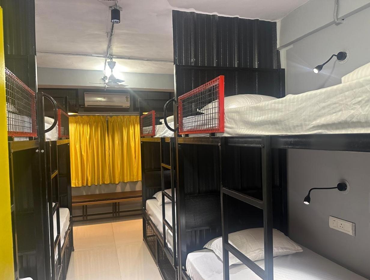 Travotale Hostel And Cowork Koregaonpark Pune Eksteriør bilde